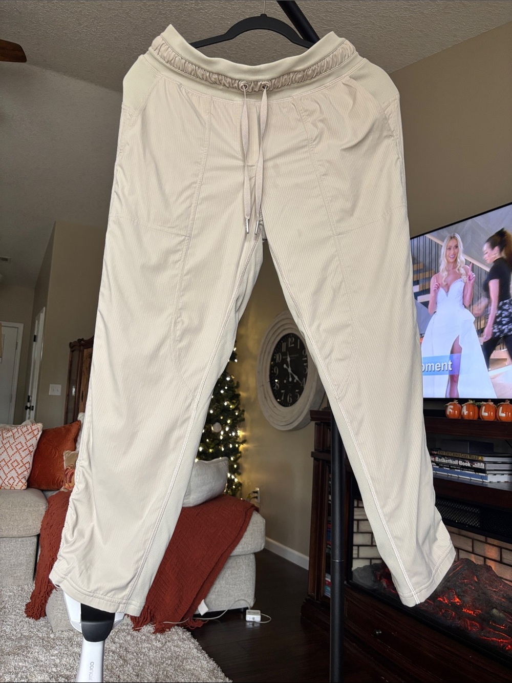 lululemon athletica Cream Drawstring Jogger Pants